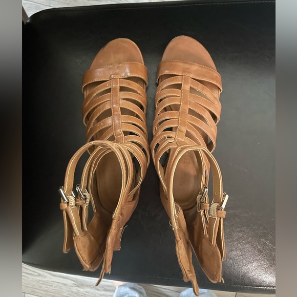 Nine West Shoes - Nine West Sandals Size 6.5 Nude